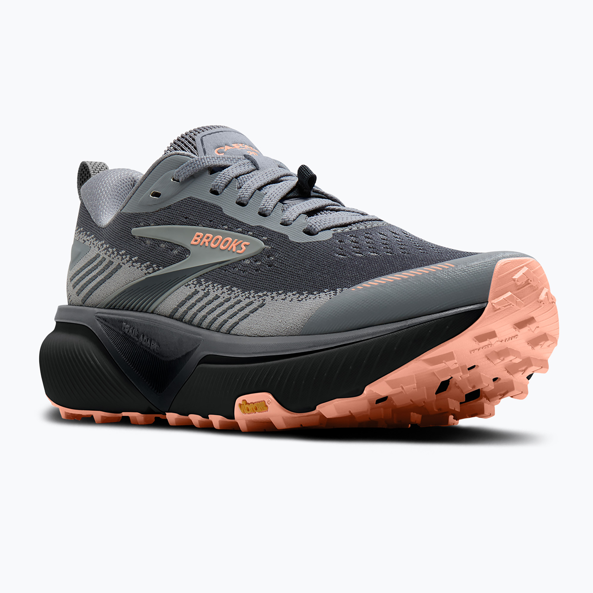 Дамски обувки за бягане Brooks Cascadia 20 grey/grey/peach