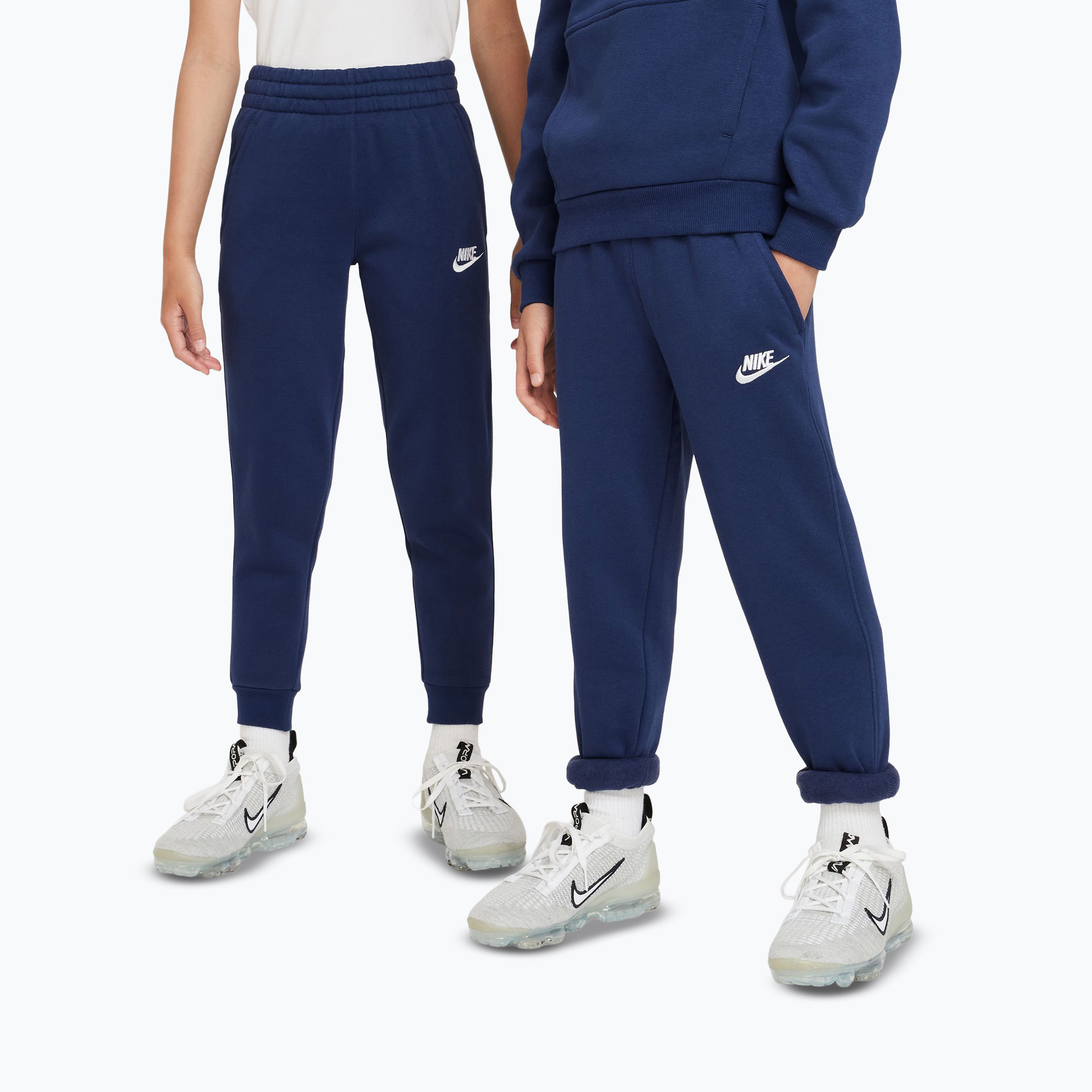 Spodnie dziecięce Nike Sportswear Club Fleece midnight navy/white