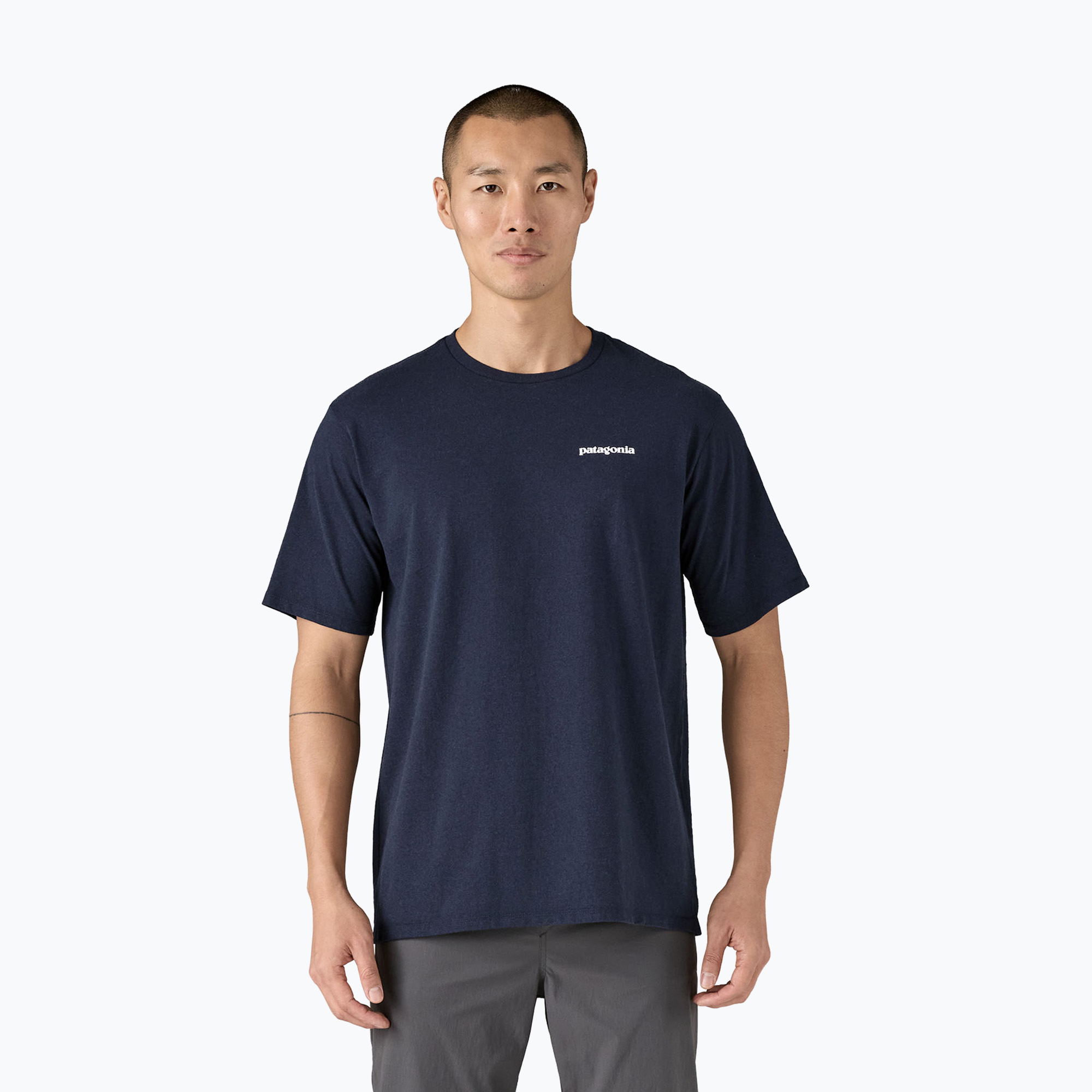 Koszulka męska Patagonia P-6 Logo Responsibili-Tee new navy 