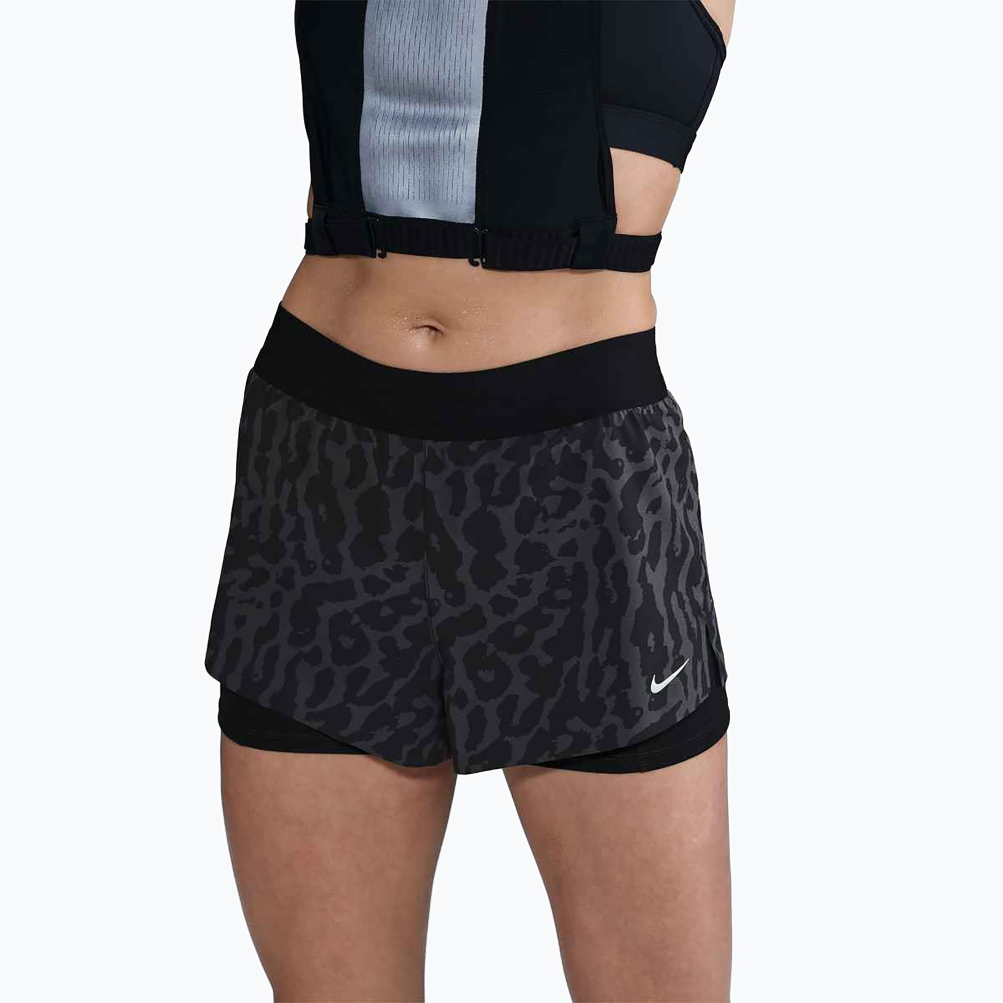 Spodenki do biegania damskie Nike Swift Dri-Fit Mid-Rise 2in1 black/black 