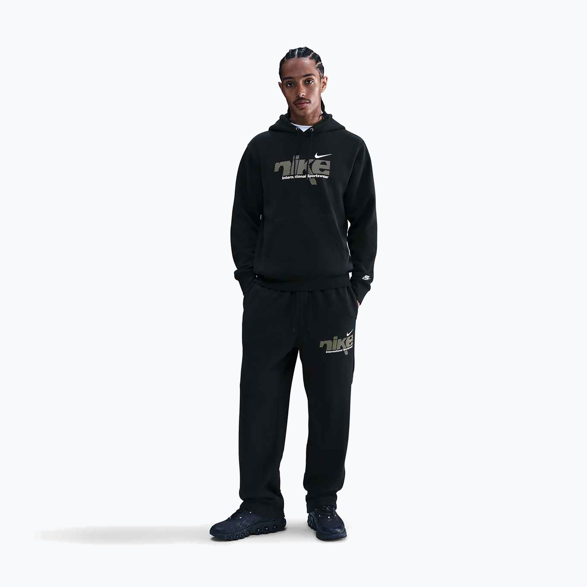 Spodnie męskie Nike Sportswear Club Bungee black/metallic gold