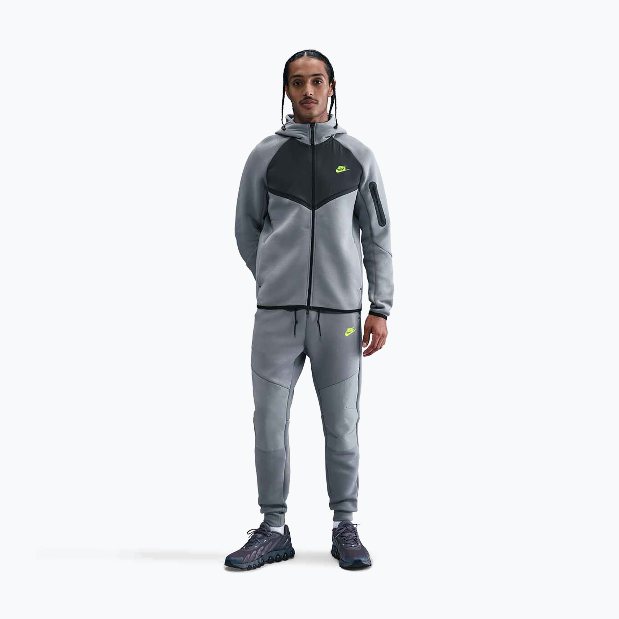Мъжки панталони Nike Tech Joggers cool grey/cool grey/volt