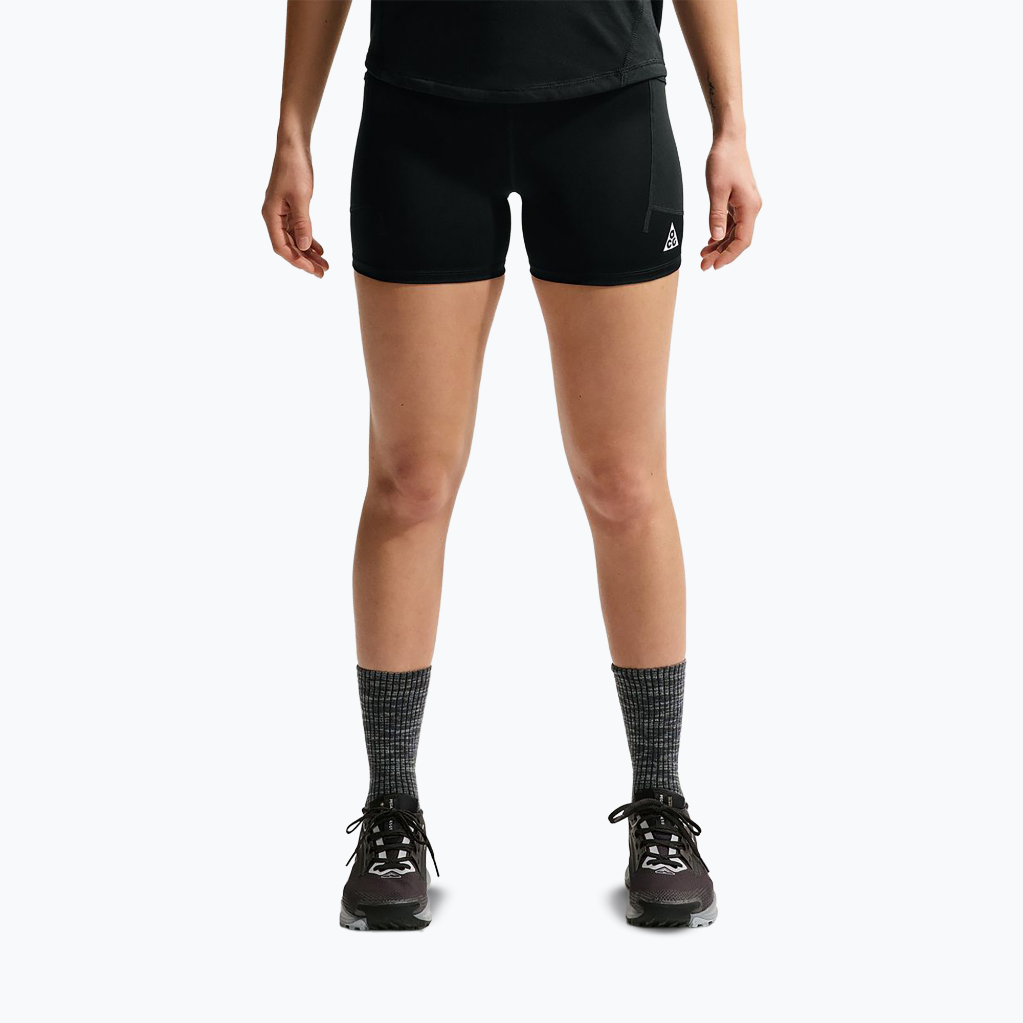 Spodenki do biegania damskie Nike ACG black/summit white 