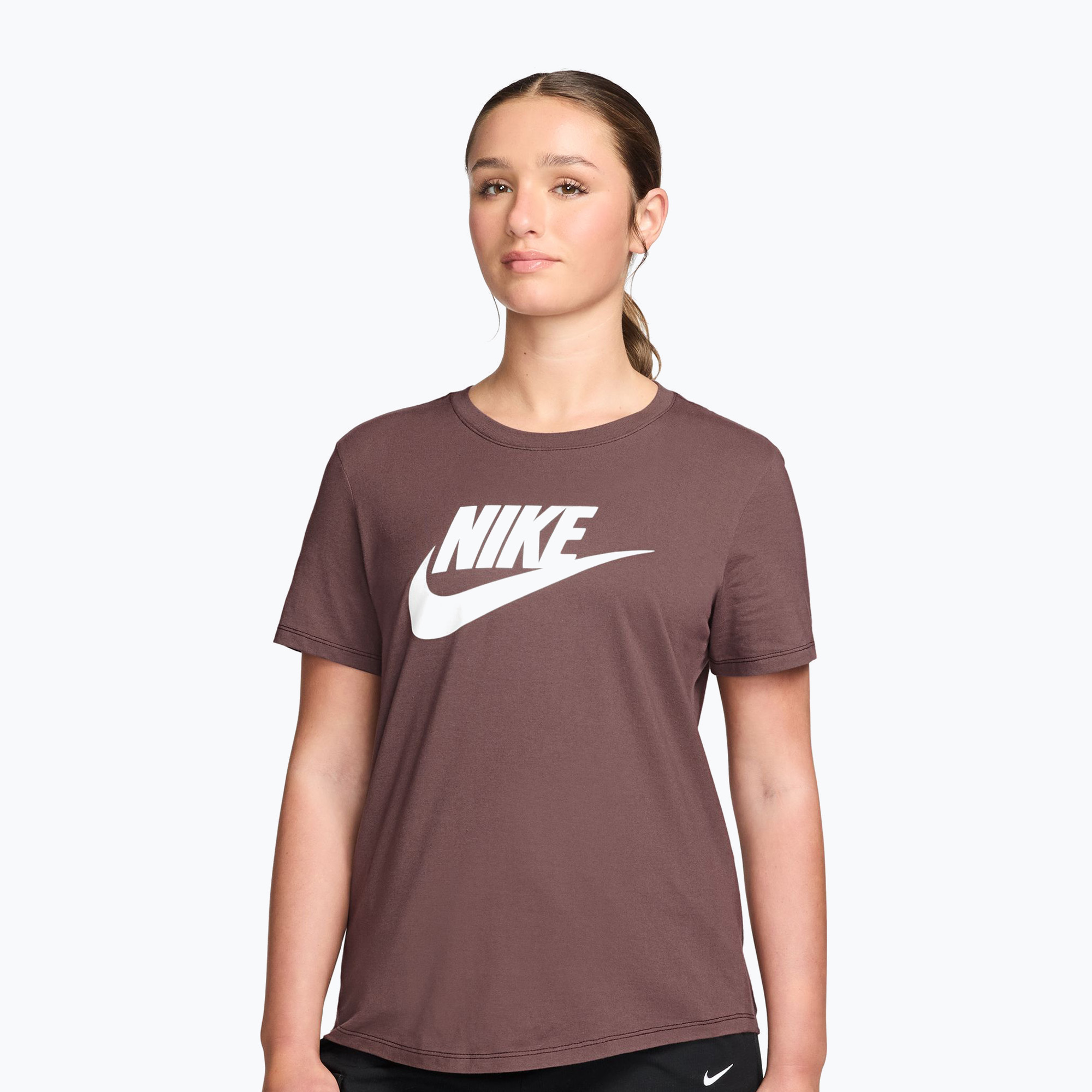 Дамска тениска Nike Sportswear Club Essentials Logo tatoo/white
