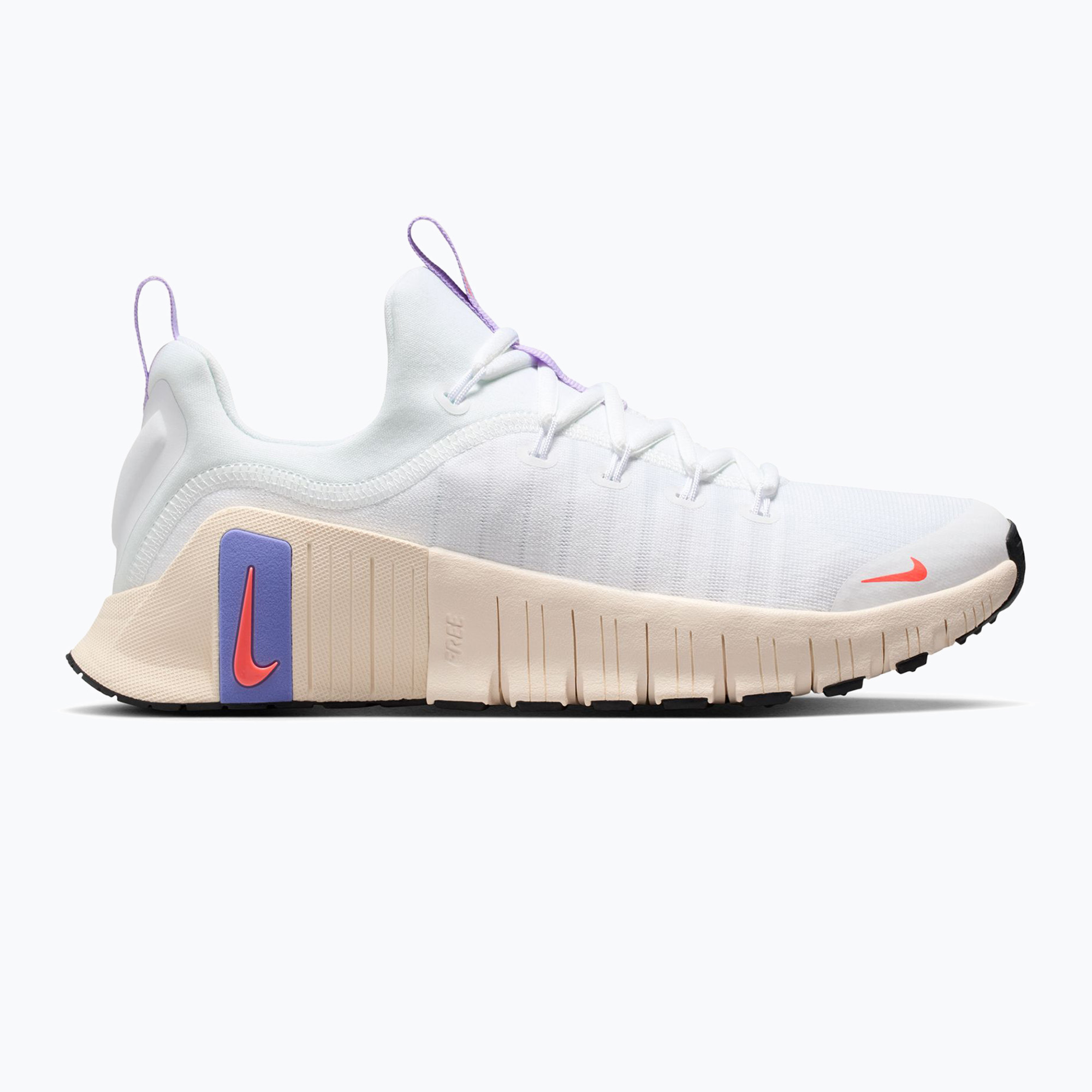 Дамски обувки за тренировка Nike Free Metcon 6 white/violet mist/chalk/hot lava