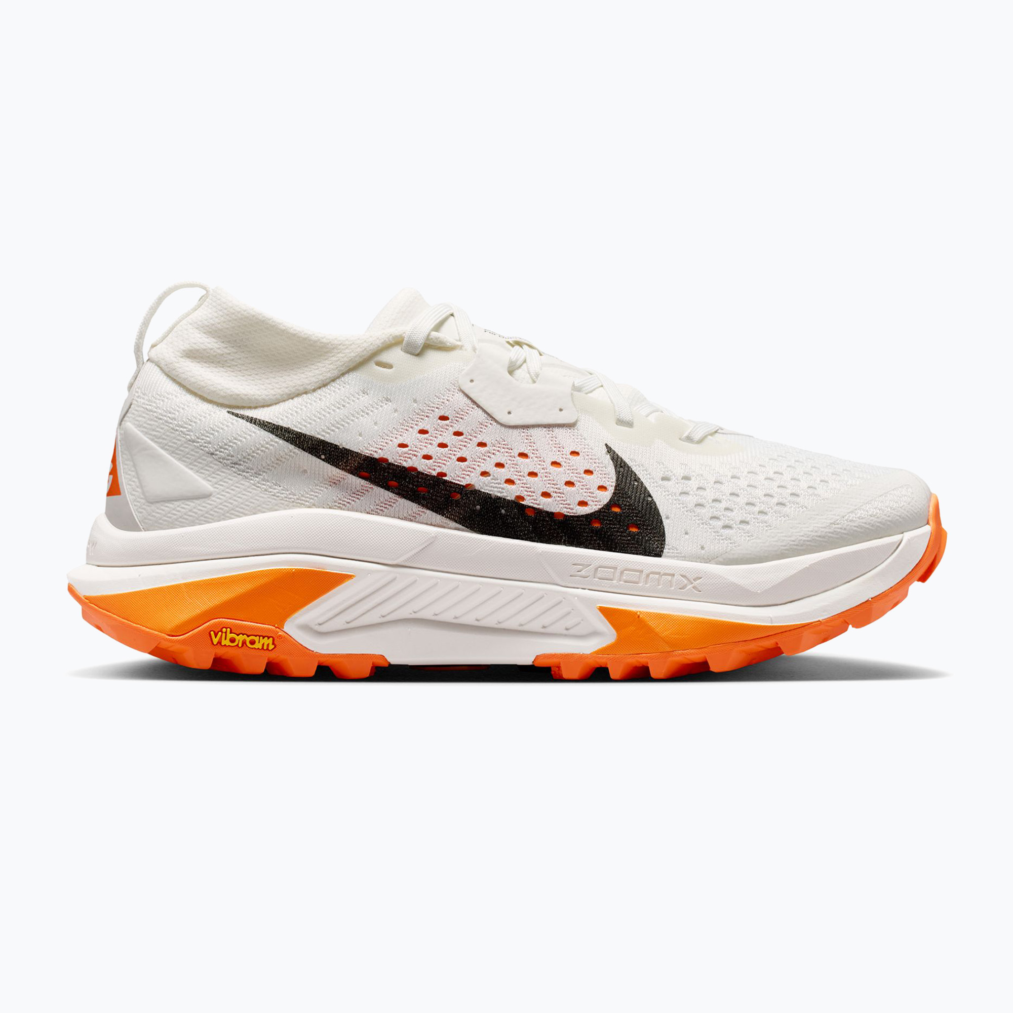 Dámske bežecké topánky Nike ACG Zegama summit white/phantom/safety orange/black (ACG Zegama HV8115-103)