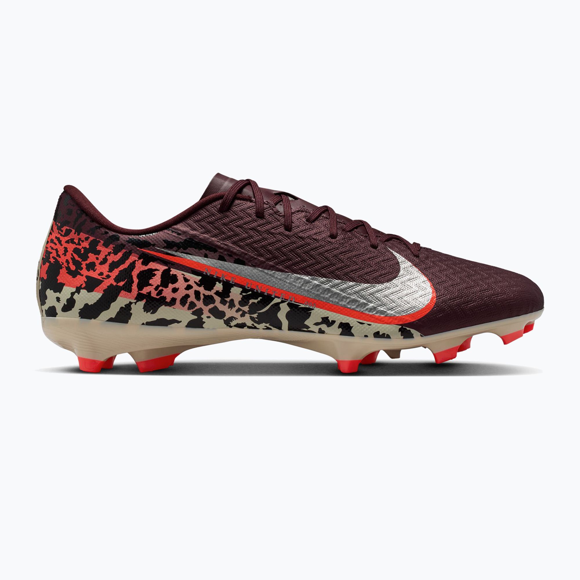 Мъжки футболни обувки Nike United Mercurial Vapor 16 Academy MG burgundy crush/metallic silver