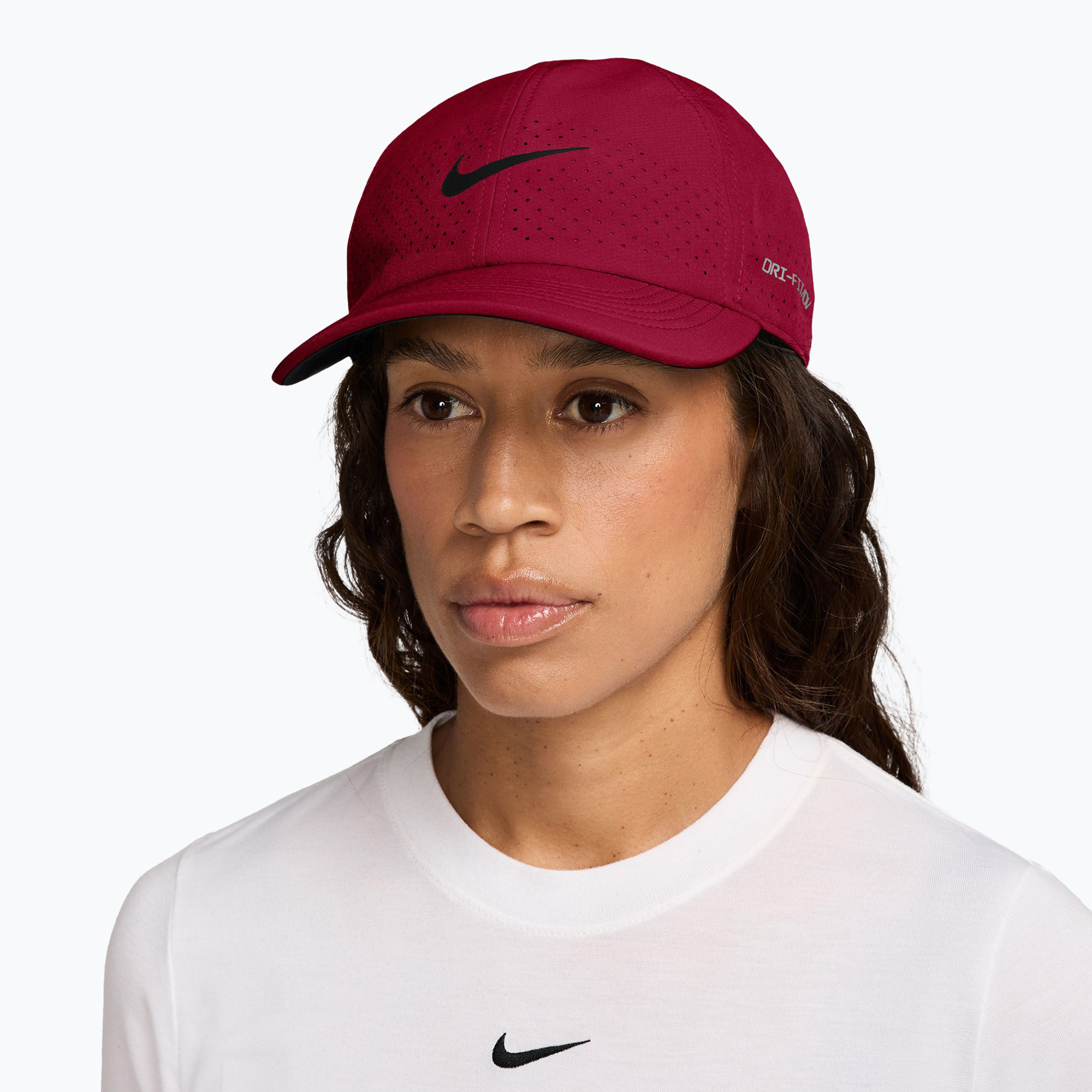 Czapka z daszkiem Nike Dri-Fit ADV Club team red/pale ivory 