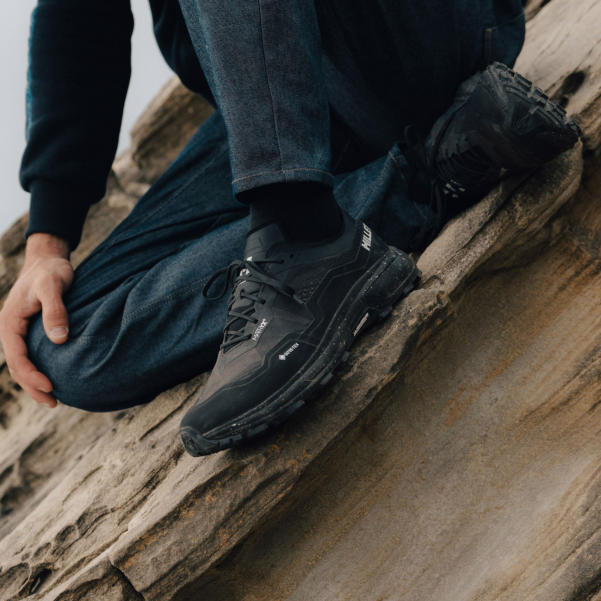 Мъжки обувки за бягане Millet Intense GTX black