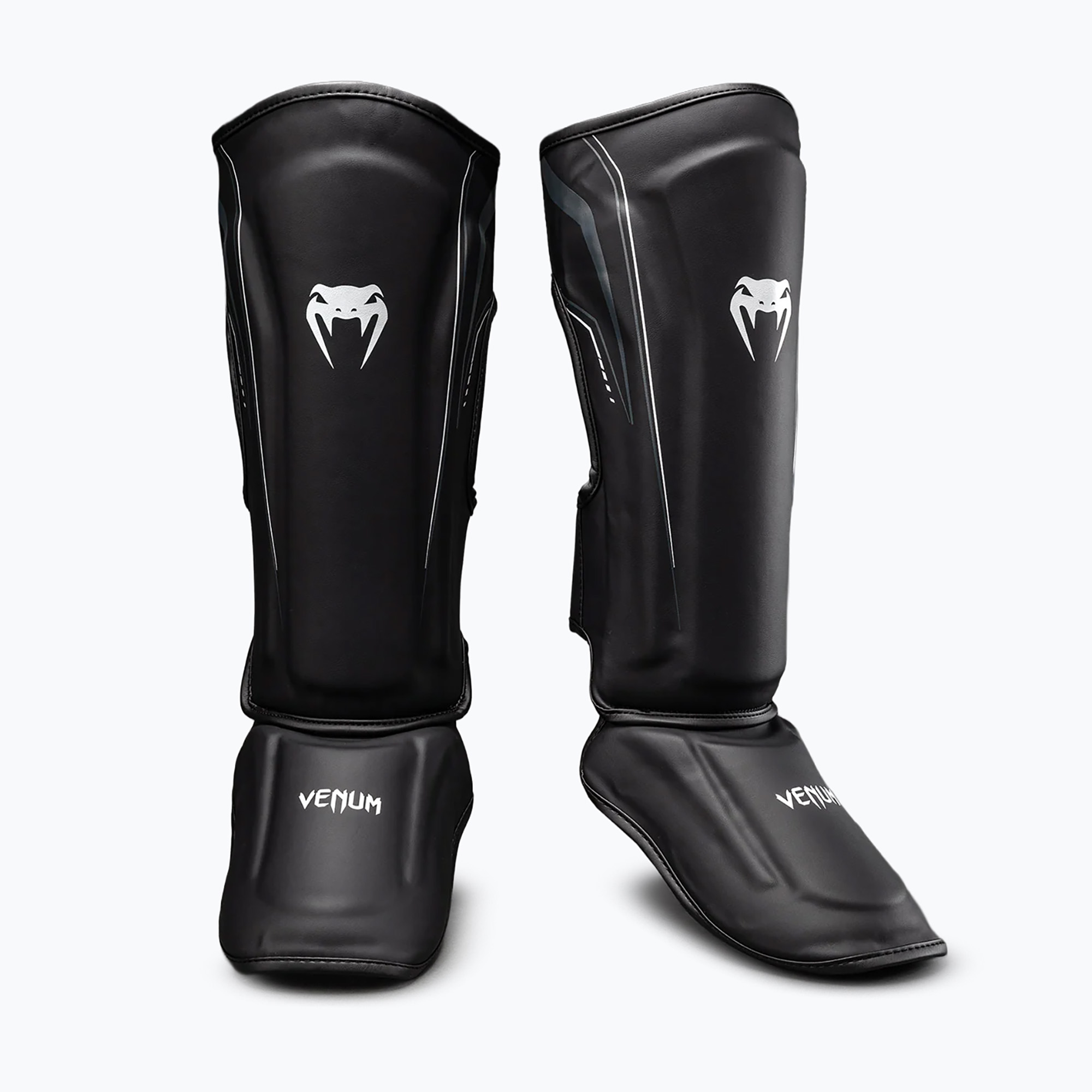 Protecții pentru tibie și picioare Venum Streamline Shin black/white