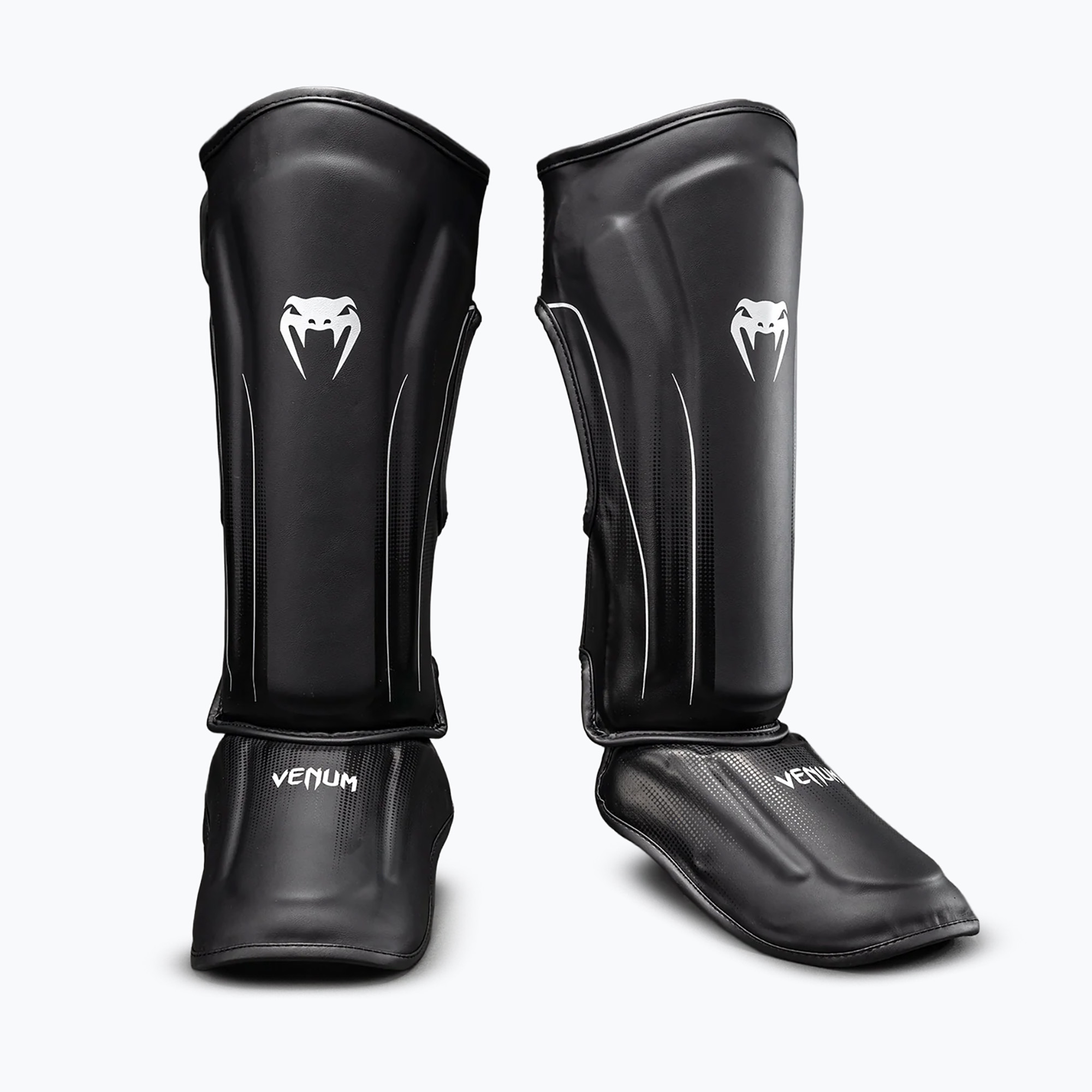 Protecții pentru tibie și picioare Venum Stealth Shin black/white