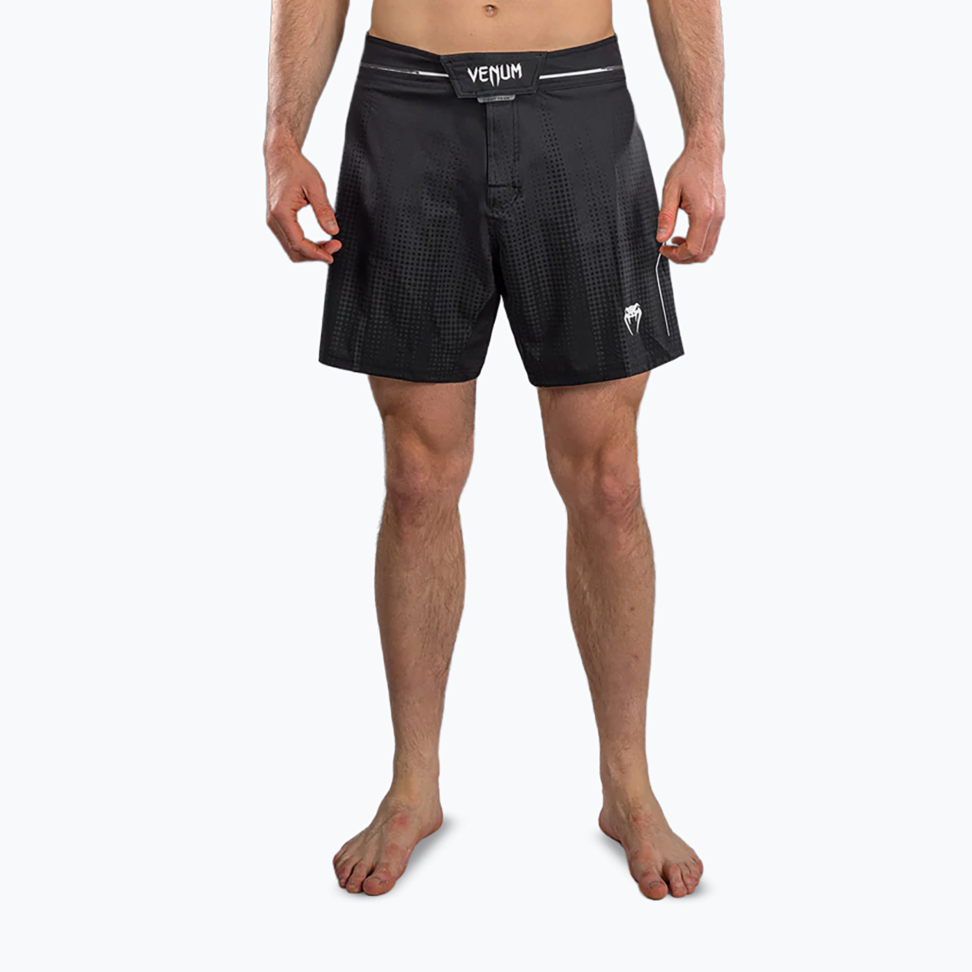 Pantaloni scurți de antrenament pentru bărbați Venum Stealth black/white