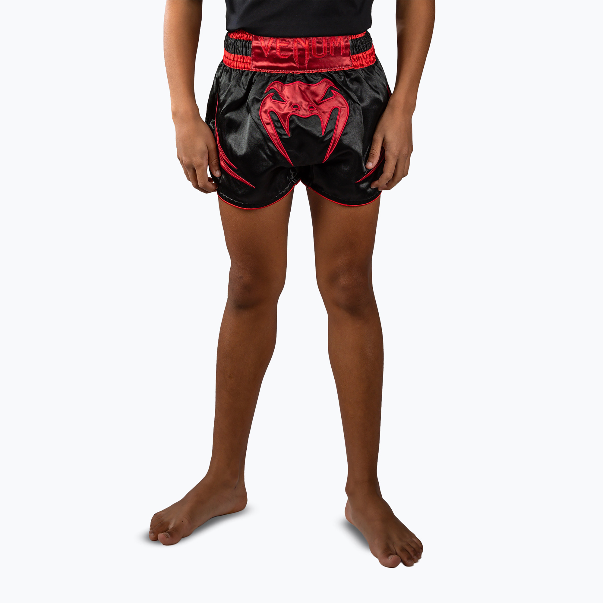 Detské tréningové šortky Venum Attack Muay Thai black/red