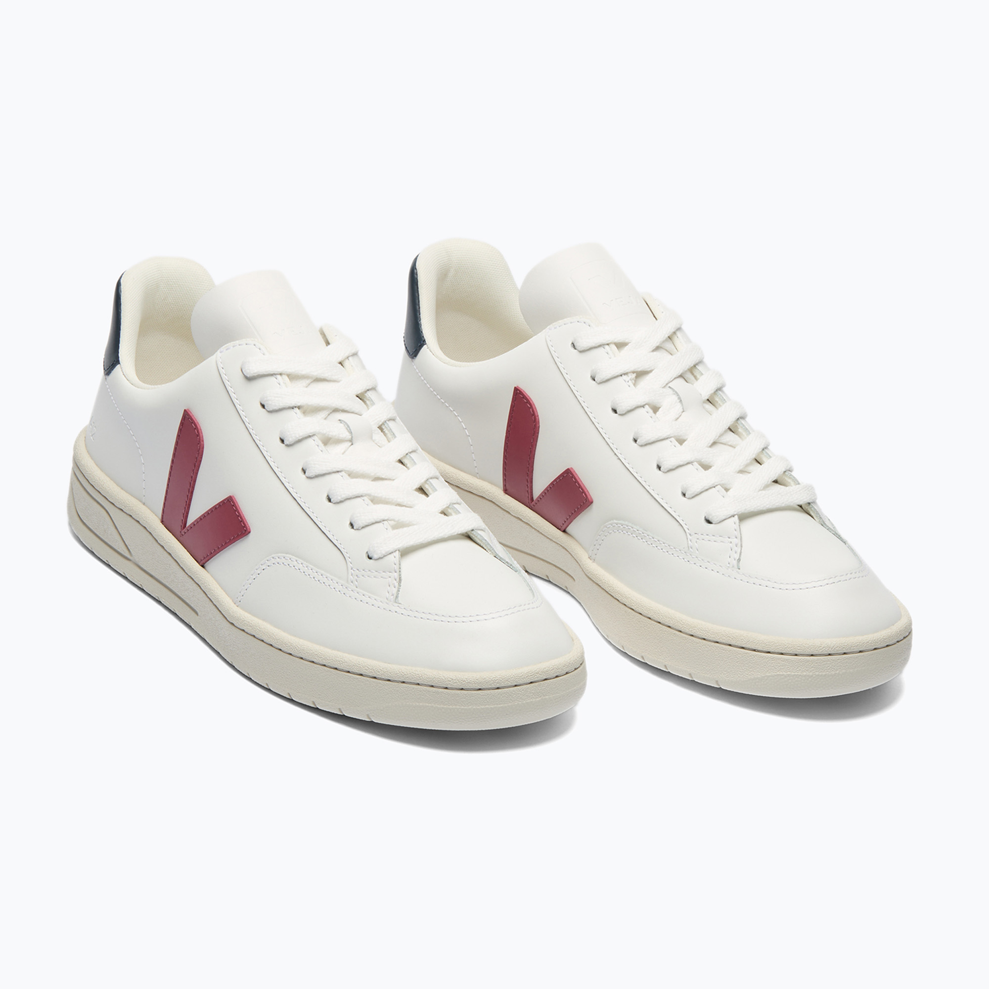 Buty damskie VEJA V-12 Leather white/marsala/nautico 