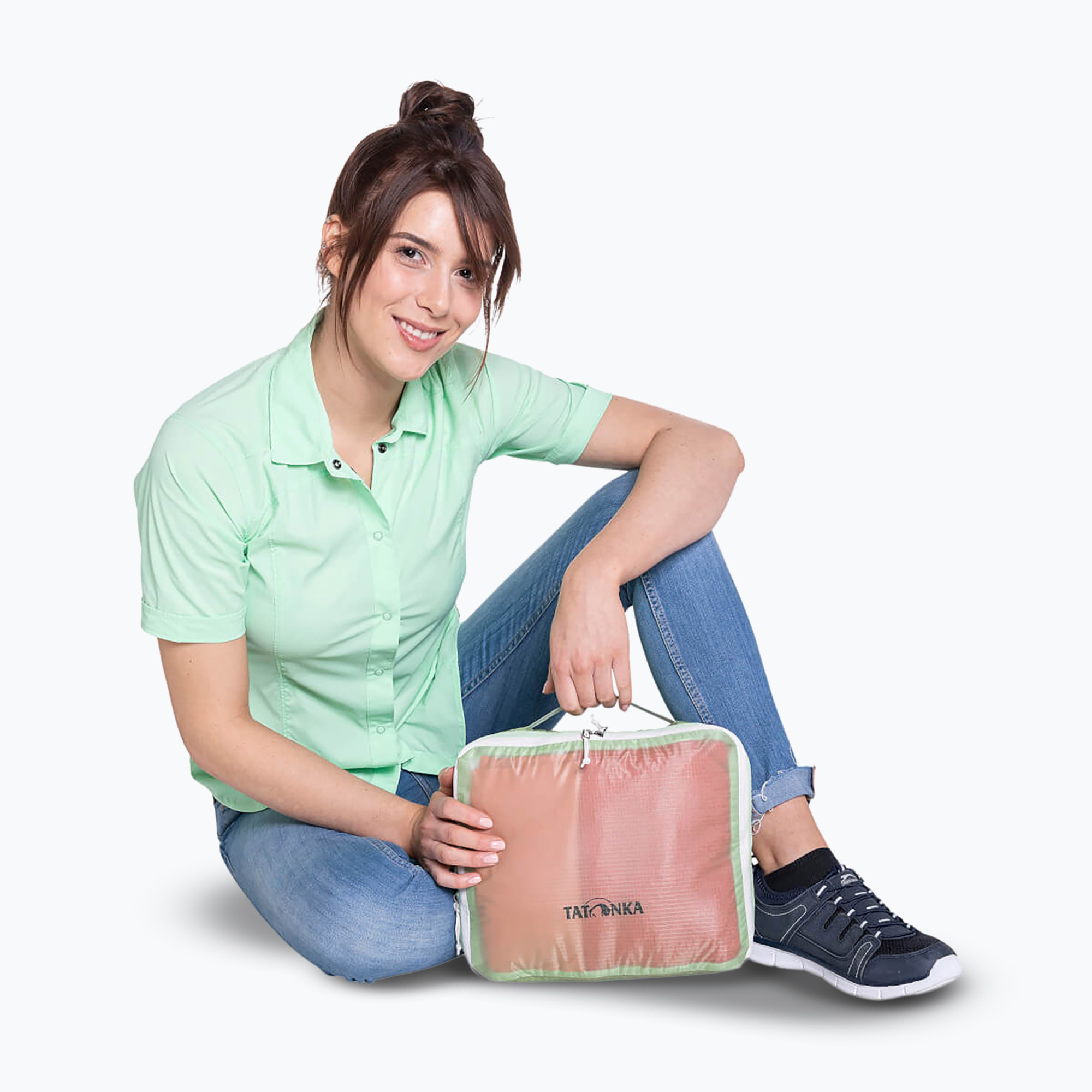 Туристически органайзер Tatonka SQZY Compression Pouch 10 l lighter green