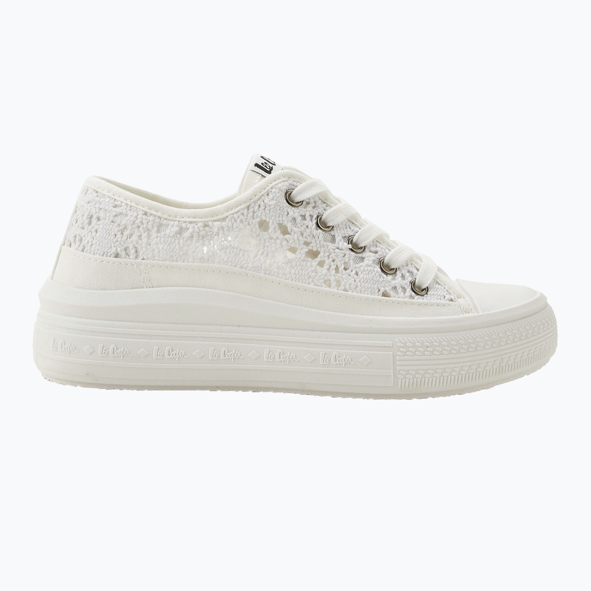 Дамски кецове Lee Cooper LCW-26-44-4485LA white