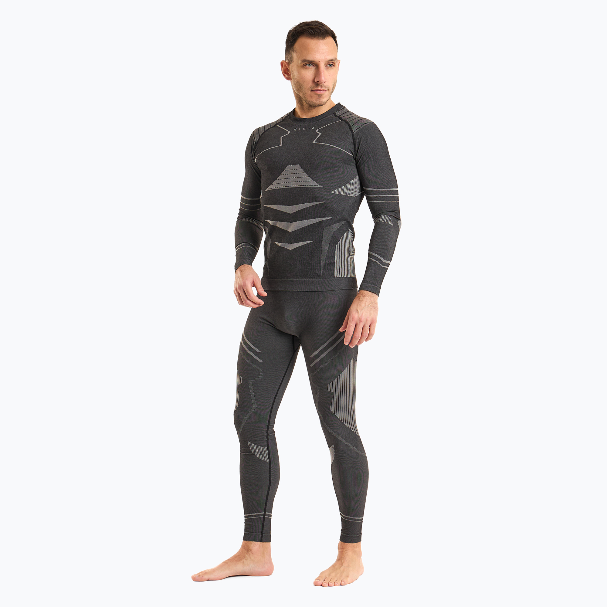 Set de lenjerie termoactivă pentru bărbați KADVA Streif Set gri-închis (Streif Set KDV-B4AP014-BLK)