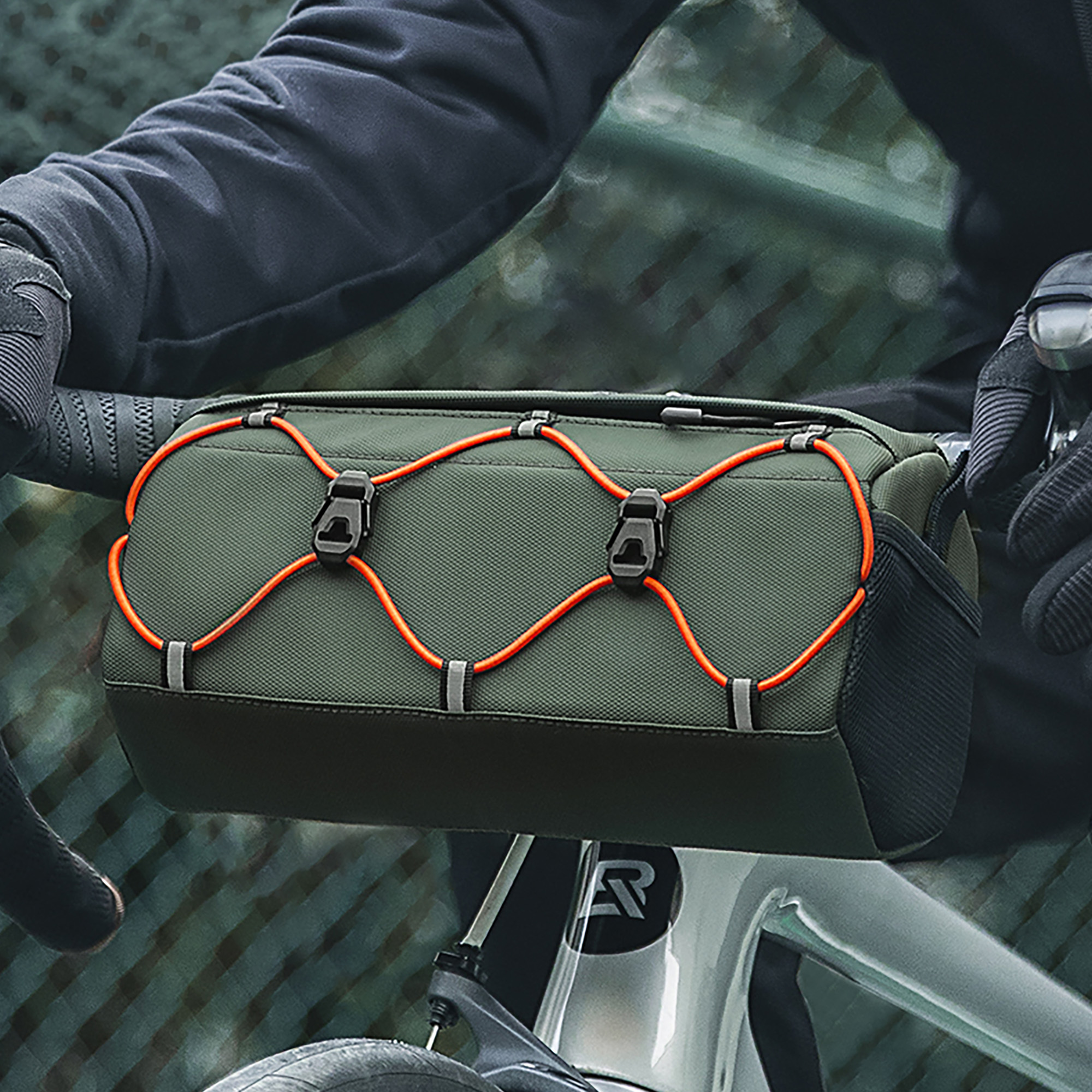 Чанта за кормило на велосипед Rockbros 30110054 Bike Front Bag 2,2 l army green