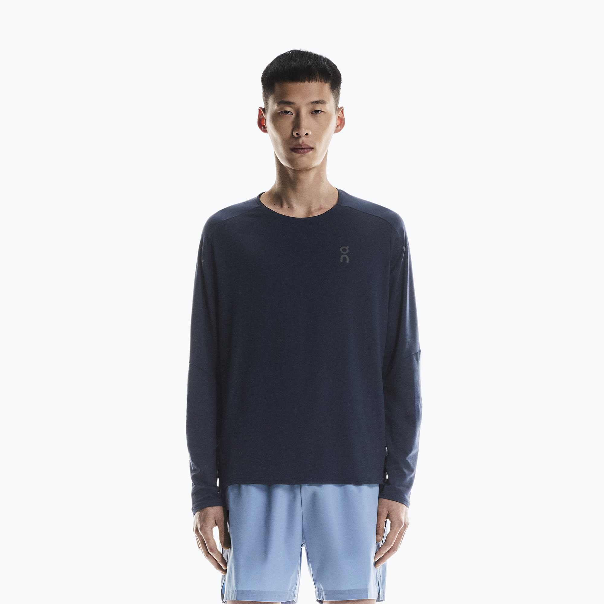 Longsleeve do biegania męski On Running Performance Long-T navy/black 