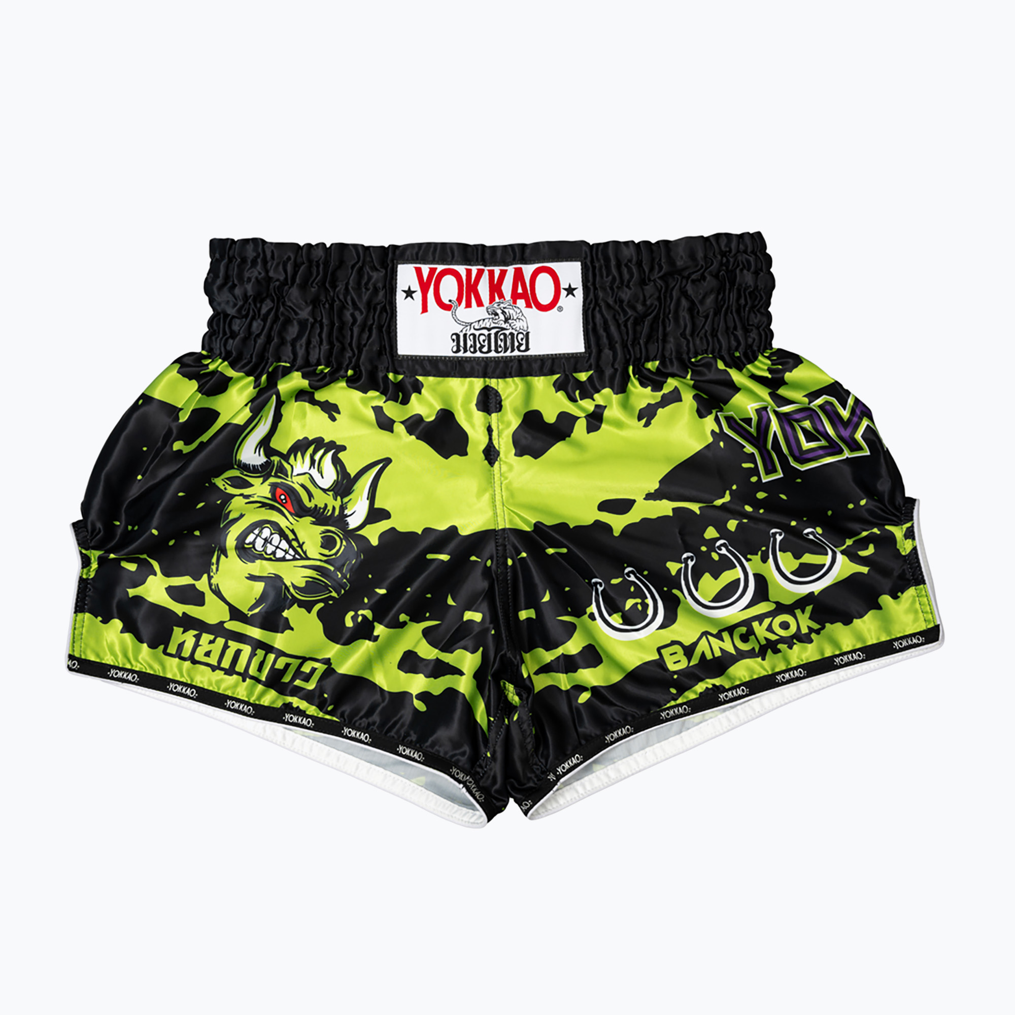 Мъжки тренировъчни шорти YOKKAO Angry Bull Muay Thai black
